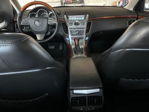 Used 2008 Cadillac CTS 3.6 w/ Luxury Level Two Package RWD image 9