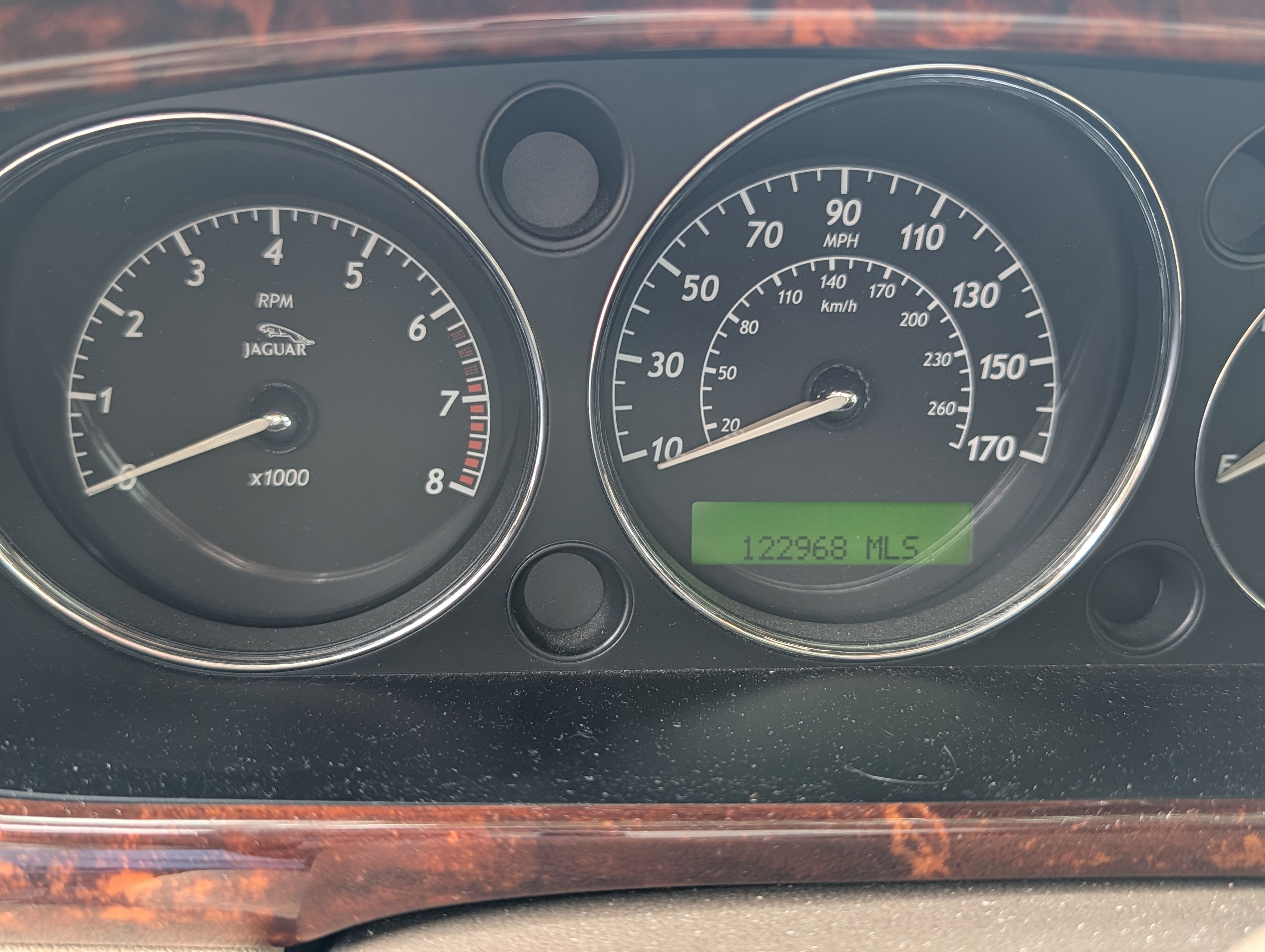 Used 2005 Jaguar XJ8 RWD image 3