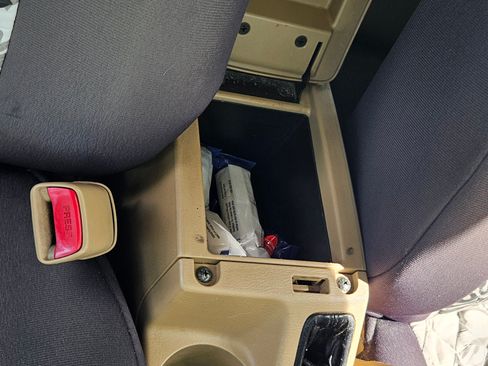 Used 2005 Subaru Forester 2.5X image 14