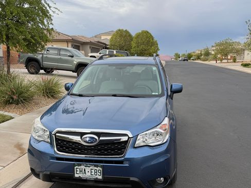 Used 2016 Subaru Forester 2.5i Premium AWD/4WD image 2