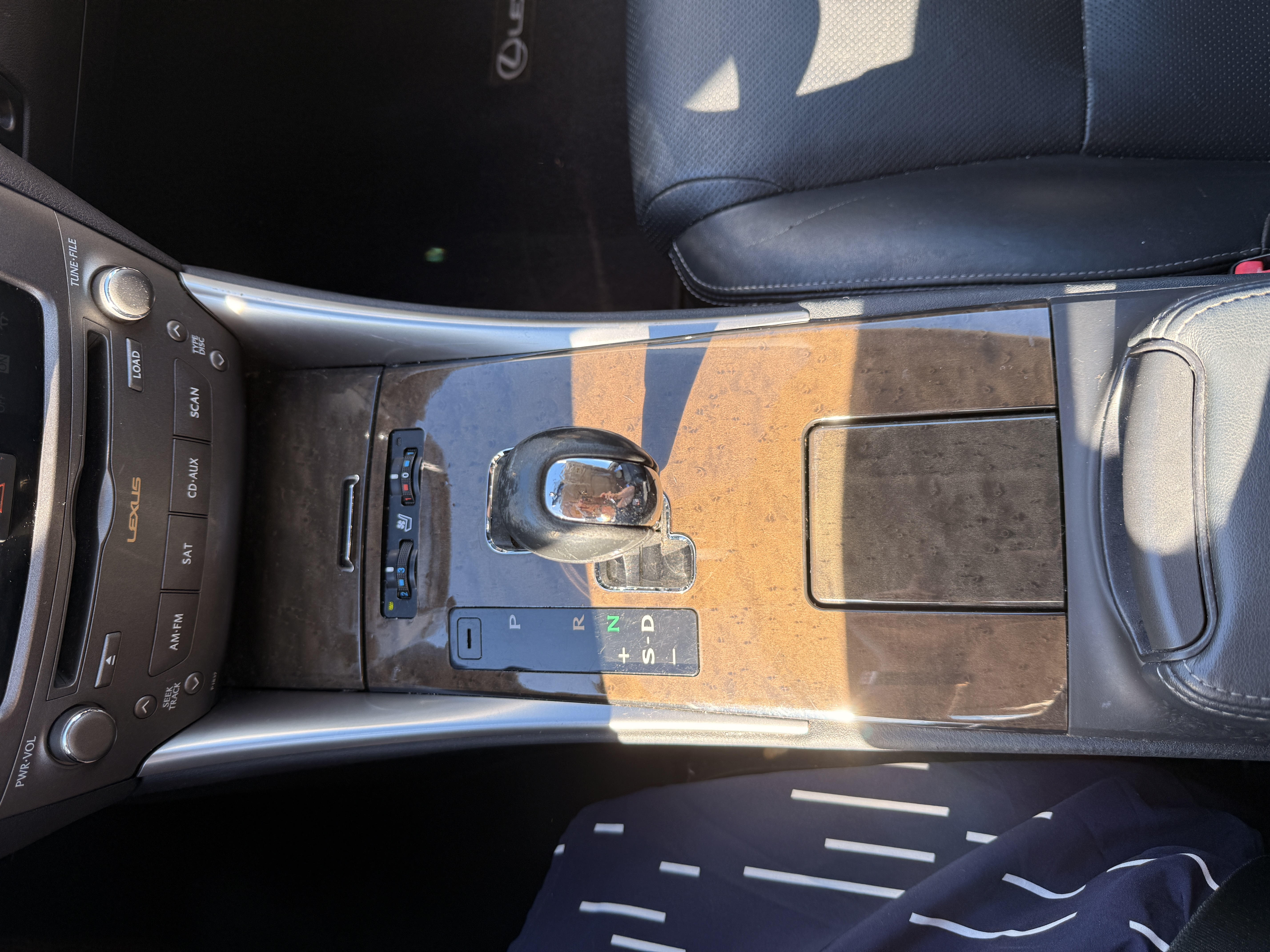 Used 2012 Lexus IS 250 w/ Premium Pkg Value Edition RWD image 16