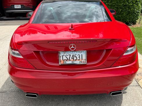 Used 2014 Mercedes-Benz SLK 250 image 11