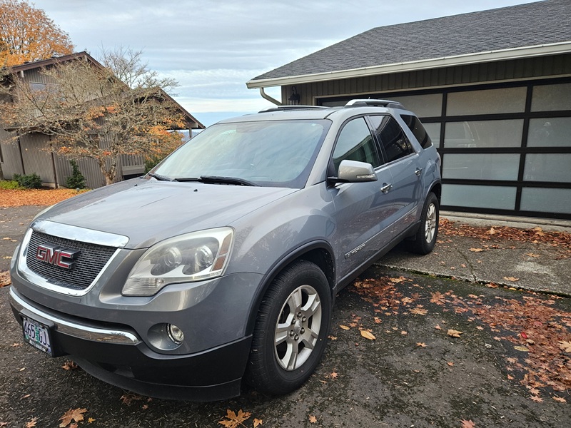 Used 2008 GMC Acadia SLT AWD/4WD image 1