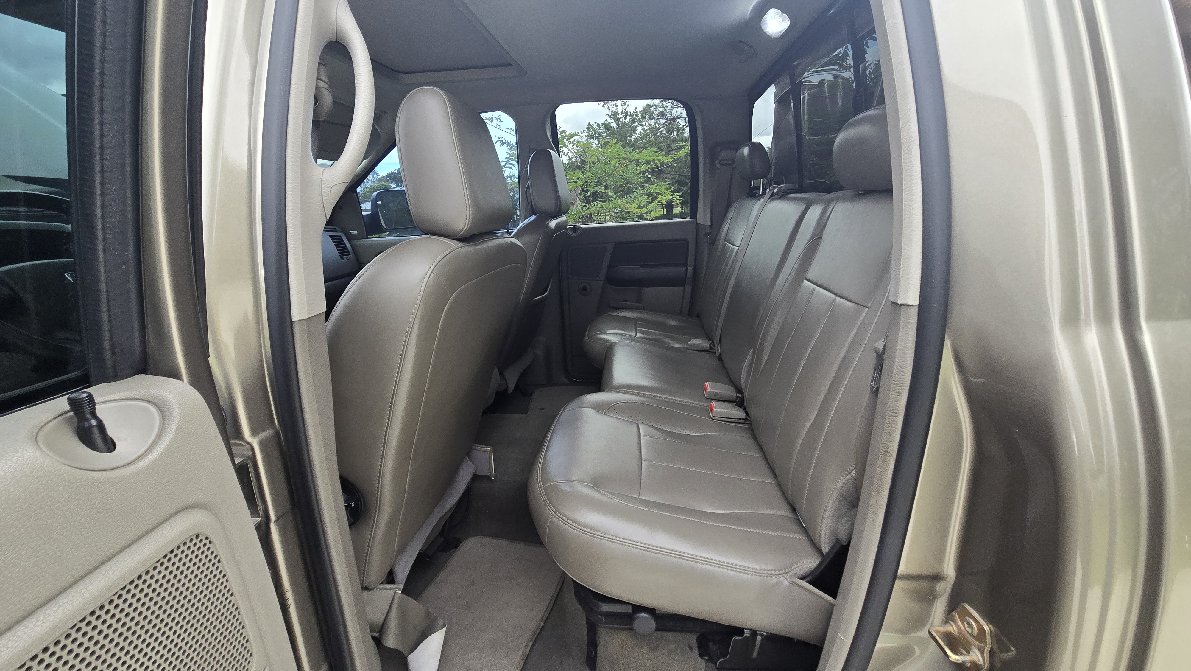 Used 2006 Dodge Ram 2500 Truck Laramie AWD/4WD image 20