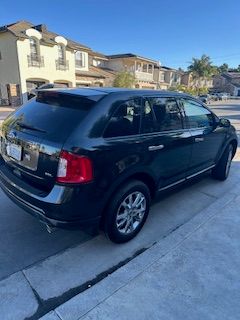 Used 2011 Ford Edge SEL w/ 202A Rapid Spec Order Code FWD image 1