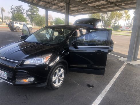 Used 2016 Ford Escape SE image 4