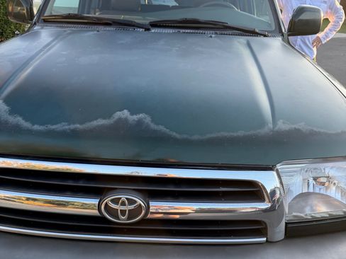 Used 2000 Toyota 4Runner Limited RWD image 10