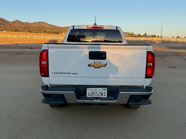 Used 2020 Chevrolet Colorado W/T w/ WT Convenience Package RWD image 2