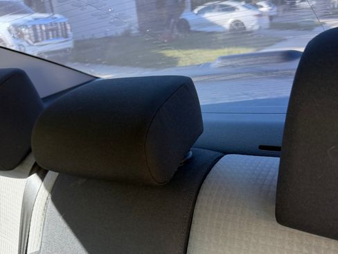 Used 2018 Volkswagen Jetta S FWD image 13