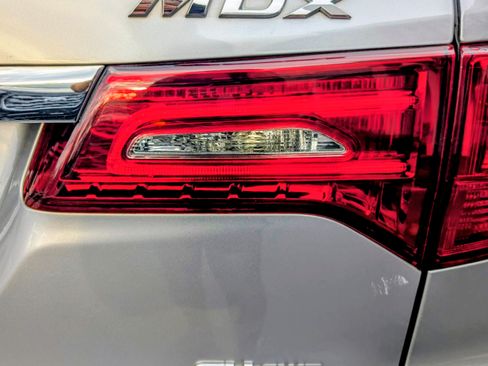 Used 2016 Acura MDX SH-AWD w/ Technology Package image 16