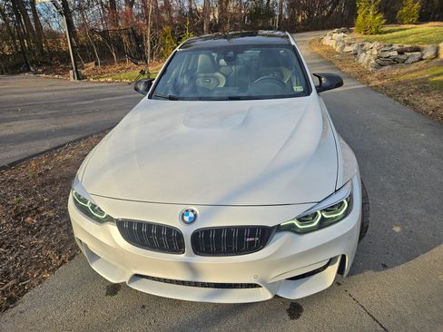Used 2018 BMW M3 CS image 5