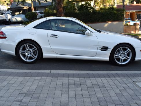 Used 2008 Mercedes-Benz SL 550 image 6