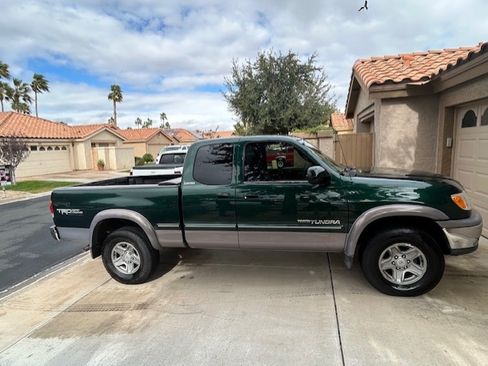Used 2002 Toyota Tundra Limited image 2
