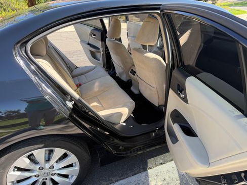 Used 2015 Honda Accord EX image 8