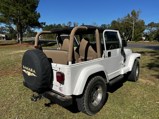 Used 1999 Jeep Wrangler Sahara AWD/4WD image 3