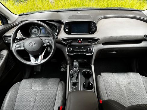 Used 2020 Hyundai Santa Fe SE image 12