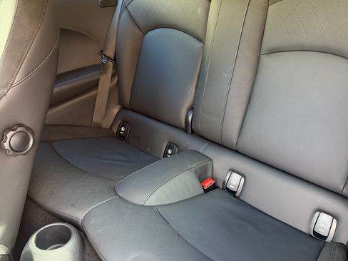 Used 2022 MINI Cooper SE image 11