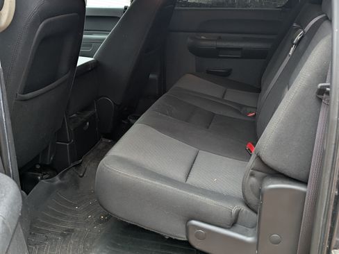 Used 2011 Chevrolet Silverado 3500 LT w/ Interior Plus Package image 18