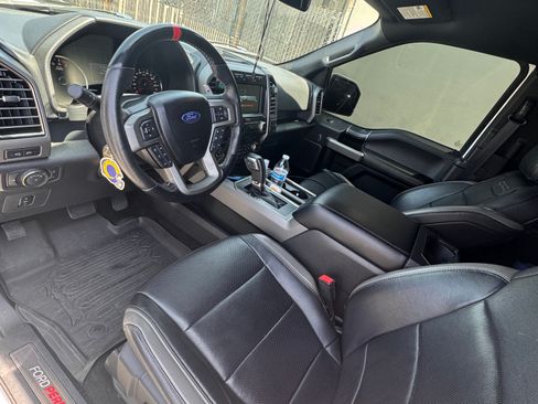 Used 2018 Ford F150 Raptor w/ Equipment Group 802A Luxury AWD/4WD image 11