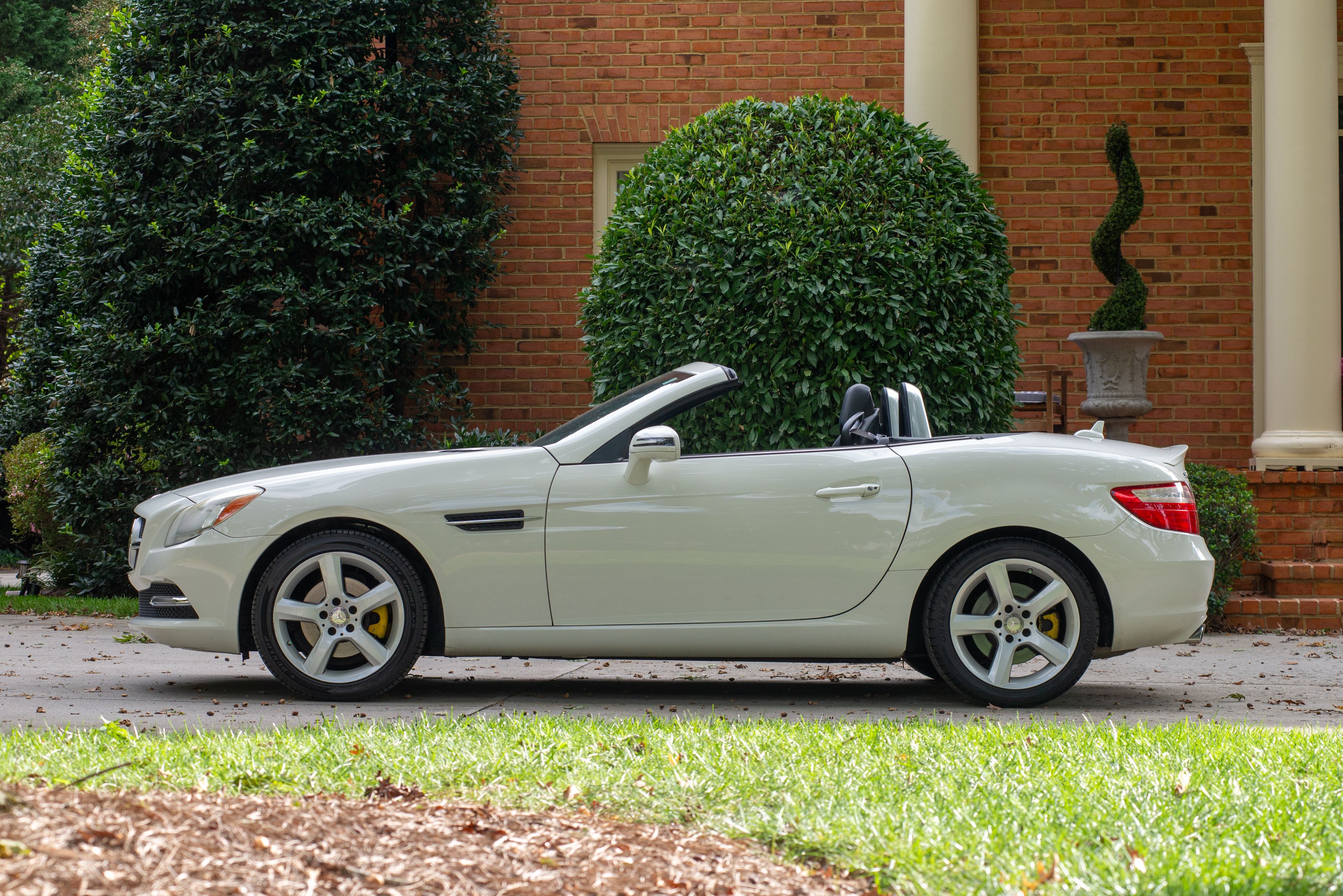 Used 2013 Mercedes-Benz SLK 250 SLK 250 Roadster 2D w/ Premium I Pkg image 1