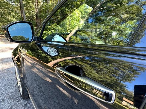 Used 2019 Land Rover Range Rover Evoque HSE image 9