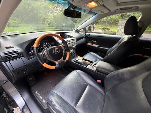 Used 2014 Lexus RX 450h AWD image 10