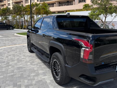 Used 2026 Chevrolet Silverado EV Trail Boss image 13