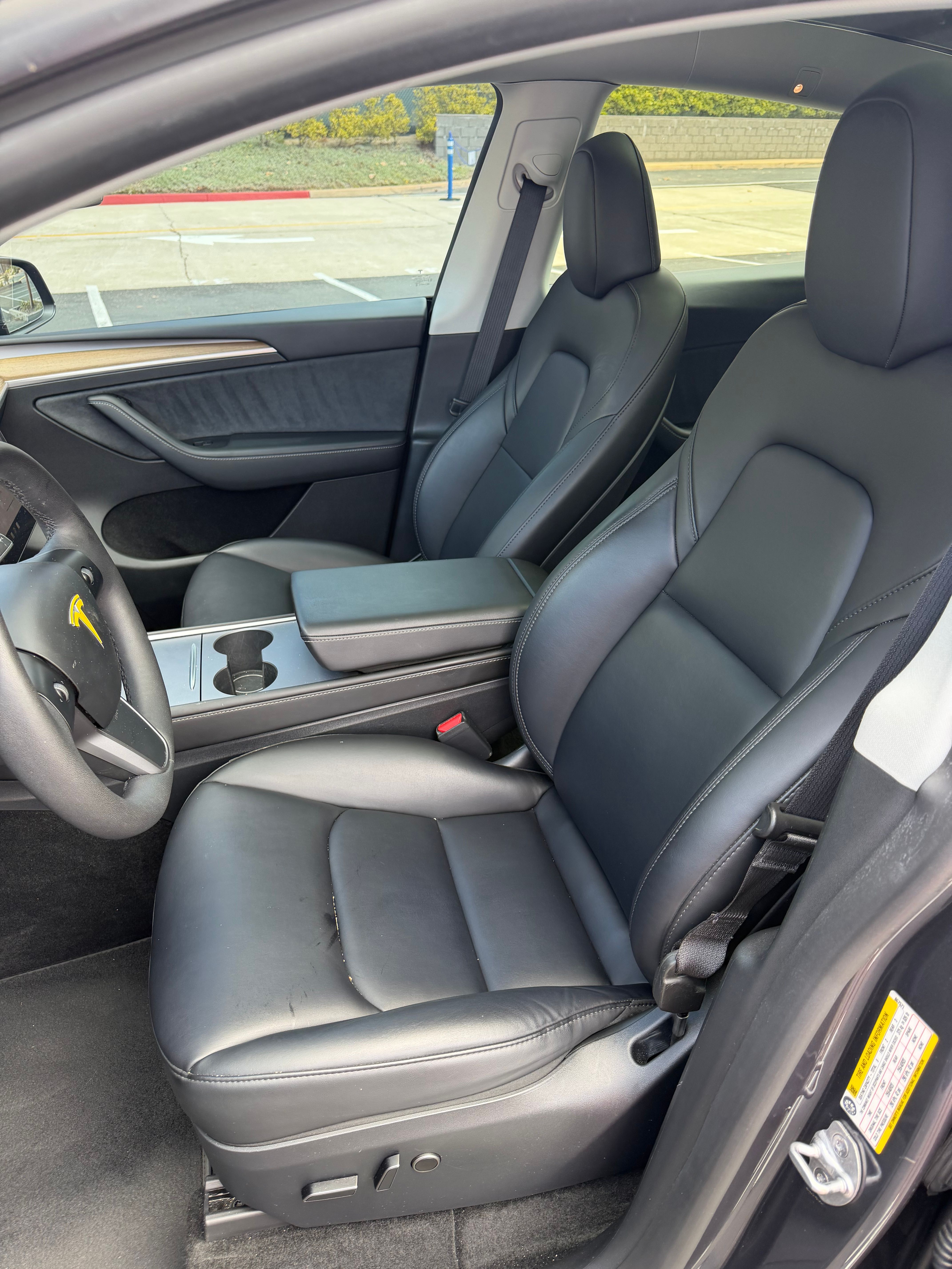Used 2023 Tesla Model Y Long Range AWD/4WD image 9
