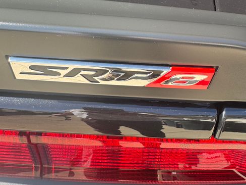 Used 2008 Dodge Challenger SRT8 image 17