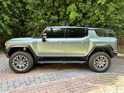 Used 2024 GMC Hummer EV 3X image 1