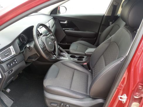 Used 2019 Kia Niro EX image 22