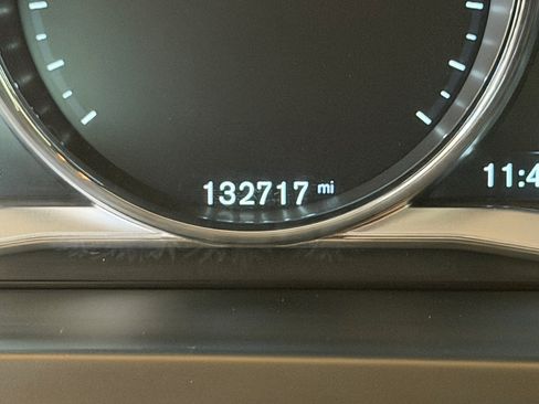 Used 2015 Volvo V60 T5 Premier w/ Convenience Package FWD image 9
