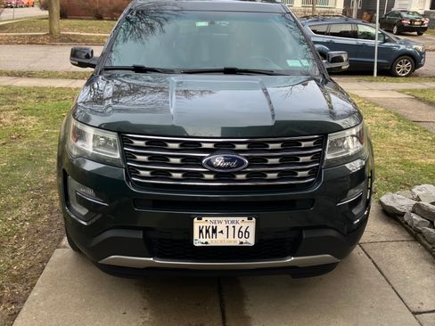 Used 2016 Ford Explorer XLT w/ Equipment Group 202A image 1