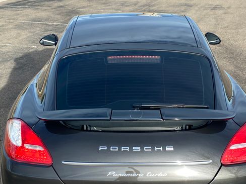 Used 2010 Porsche Panamera Turbo image 21