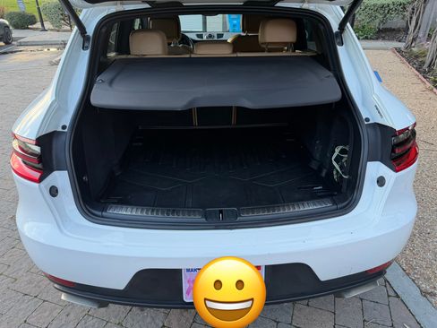 Used 2017 Porsche Macan image 10