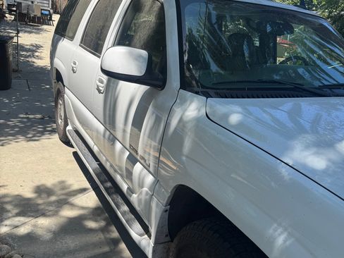 Used 2006 GMC Yukon XL Denali AWD/4WD image 8