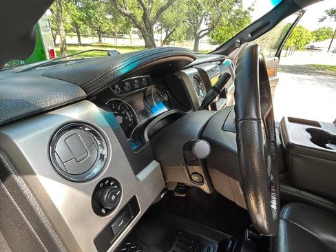 Used 2014 Ford F150 Lariat w/ Lariat Chrome Package AWD/4WD image 5