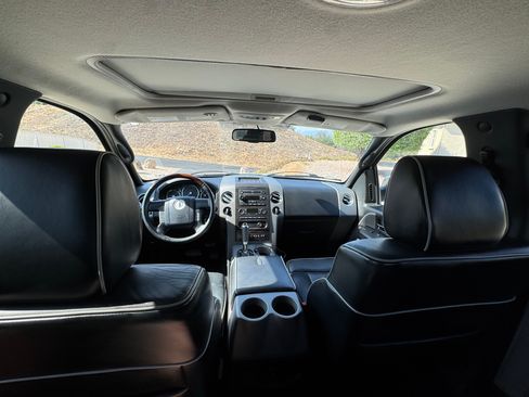 Used 2007 Lincoln Mark LT 4x4 image 22