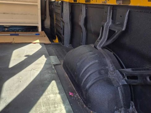 Used 2014 Chevrolet Express 3500 Extended RWD image 14