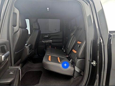 Used 2021 GMC Sierra 1500 AT4 w/ AT4 Value Package image 8