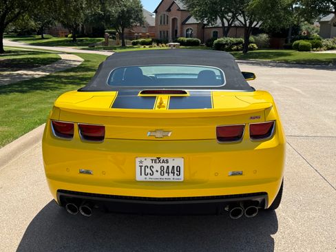 Used 2013 Chevrolet Camaro SS w/ RS Package RWD image 10