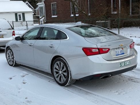 Used 2016 Chevrolet Malibu Premier w/ Driver Confidence Package image 1