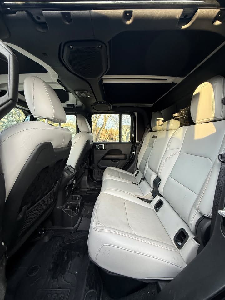 Used 2021 Jeep Gladiator Mojave AWD/4WD image 16