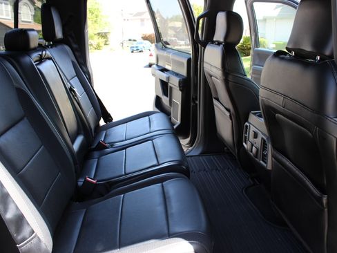 Used 2020 Ford F150 Raptor w/ Equipment Group 802A Luxury image 19