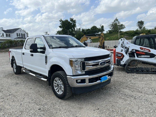 Used 2019 Ford F250 XLT w/ FX4 Off-Road Package AWD/4WD image 6