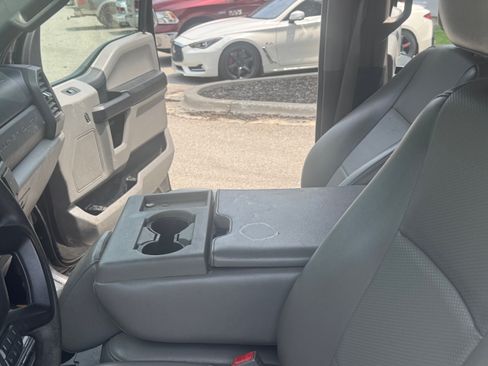 Used 2019 Ford F350 XL w/ Power Equipment Group AWD/4WD image 11
