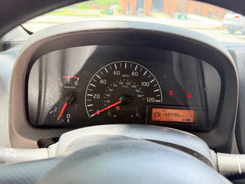 Used 2015 Nissan NV200 S FWD image 25