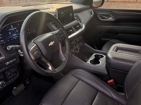 Used 2024 Chevrolet Tahoe High Country image 10