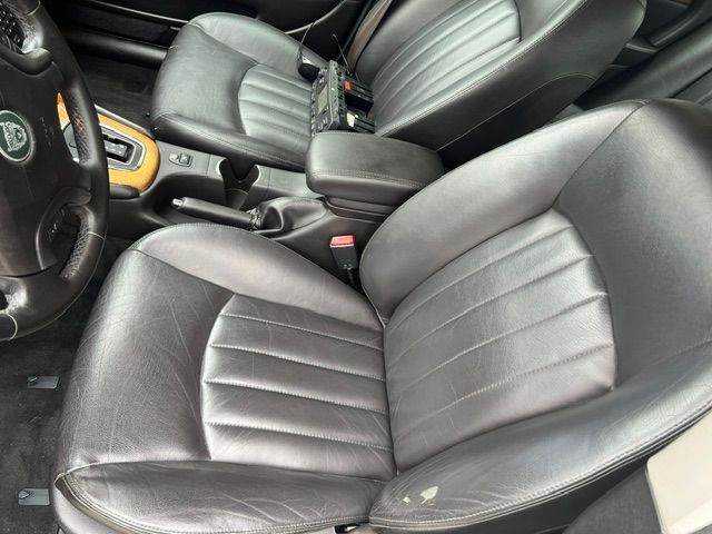 Used 2002 Jaguar X-TYPE 3.0 AWD/4WD image 9