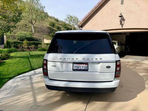Used 2014 Land Rover Range Rover HSE image 5